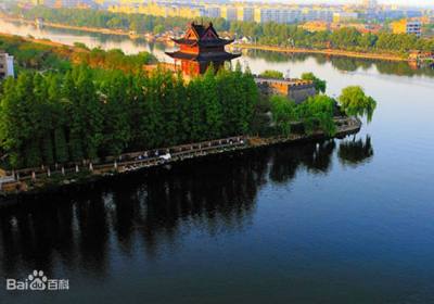 襄阳旅游2800年历史的护城河保护改造后重放光彩