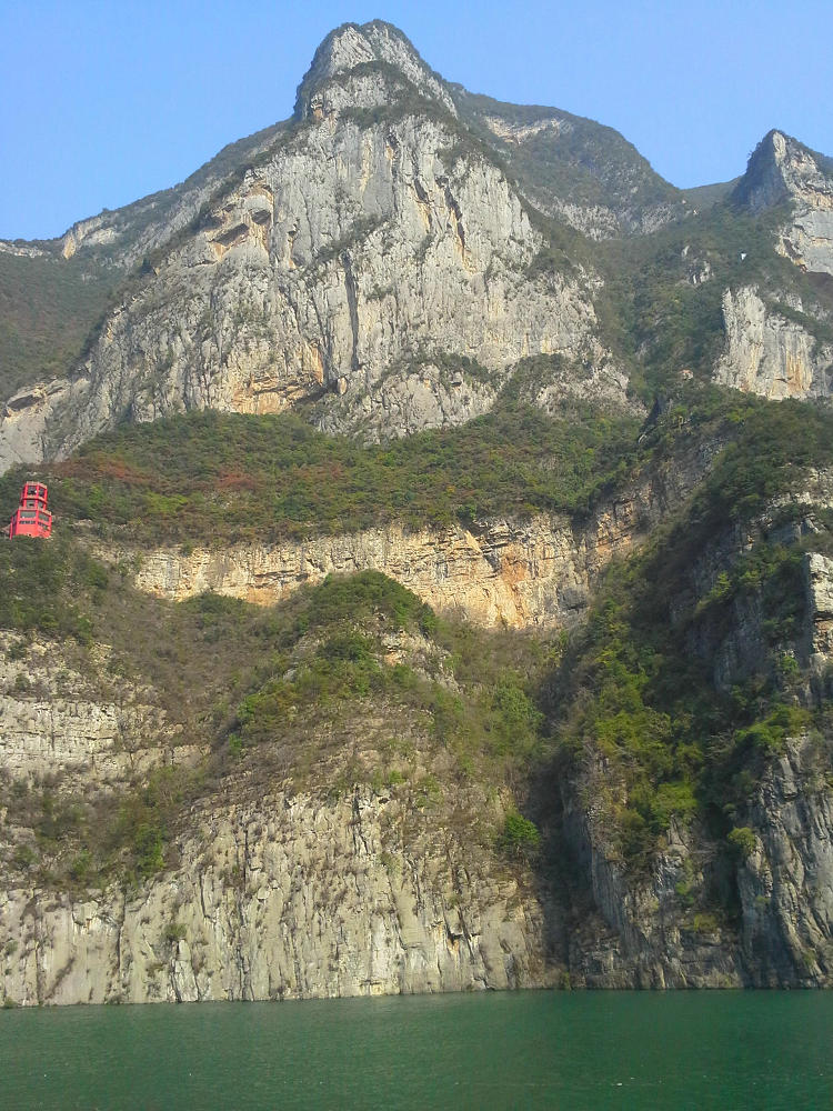 巫峡神女峰风景区 神女峰的传说　三峡最迷人的景观--巫峡神女