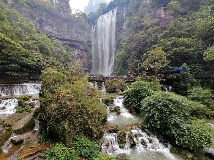 宜昌旅游景点三峡大瀑布投资25亿改造升级，打造高端生态旅游度假区