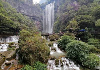 宜昌旅游景点三峡大瀑布投资25亿改造升级，打造高端生态旅游度假区